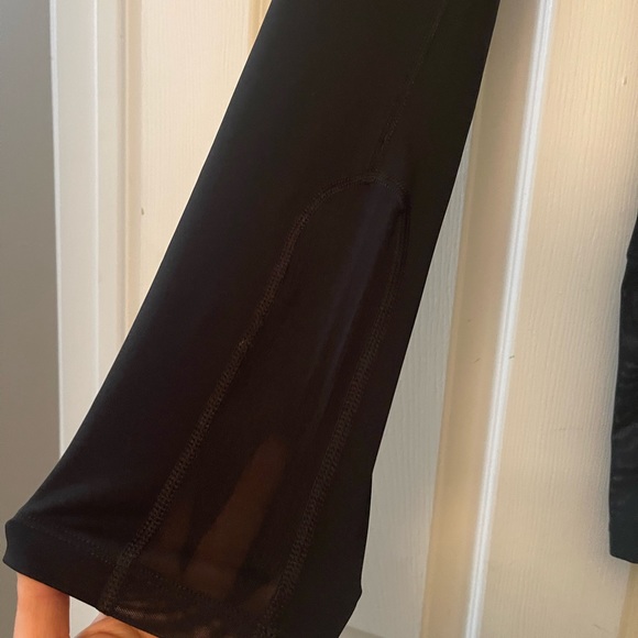 Brand New Nike Cropped Epic Run Tight Fit Leggings - Picture 7 of 8